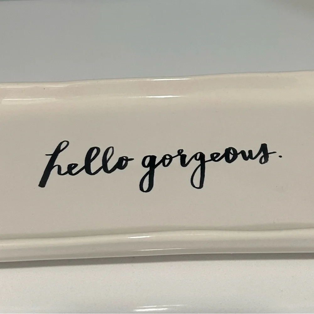 Rae Dunn Hello Gorgeous Plate Pottery Artisan Collection by MAGENTA Makeup Tray